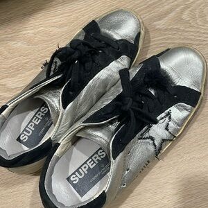 Silver Golden Goose Superstar runners